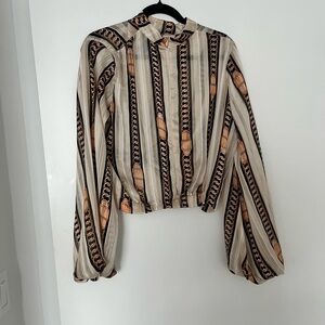 Chic Chain Print Blouse